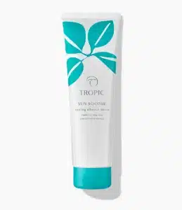 Sunscreen: The Essential Companion for Outdoor Activities in the Lake District https://www.tropicskincare.com/chloegiles